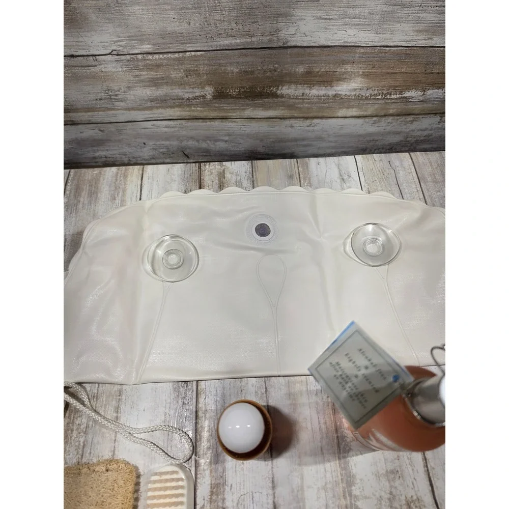 Sarah Michaels Freesia Bath Ensemble Spa Gift‎ Set Body Mist Brush Pillow READ